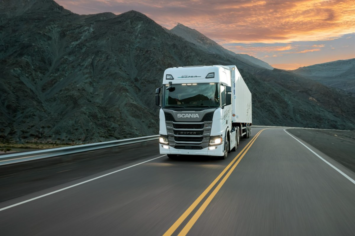 Veicolo Scania Super