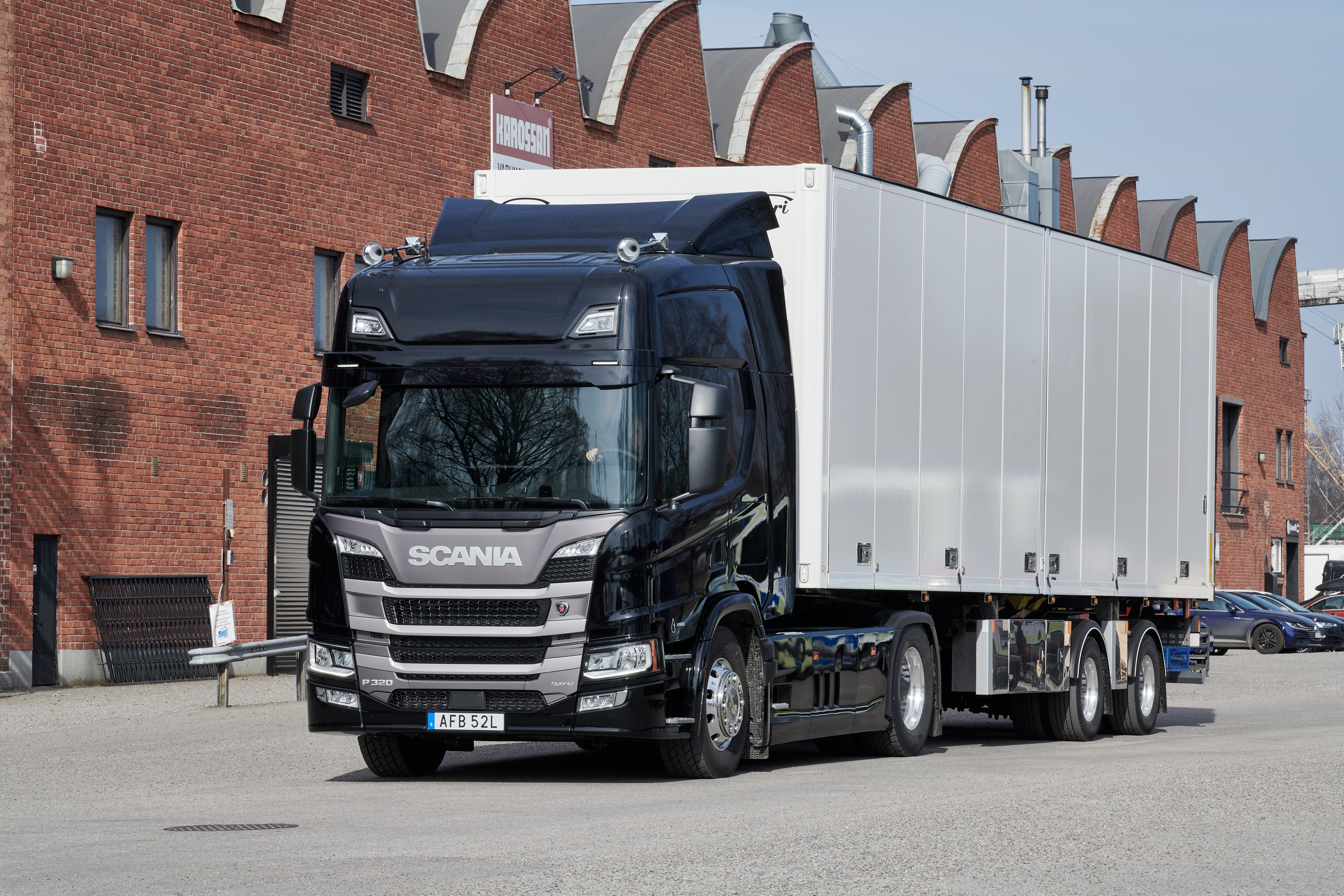 Scania P 320 hybrid 4x2 Highline general cargo transport