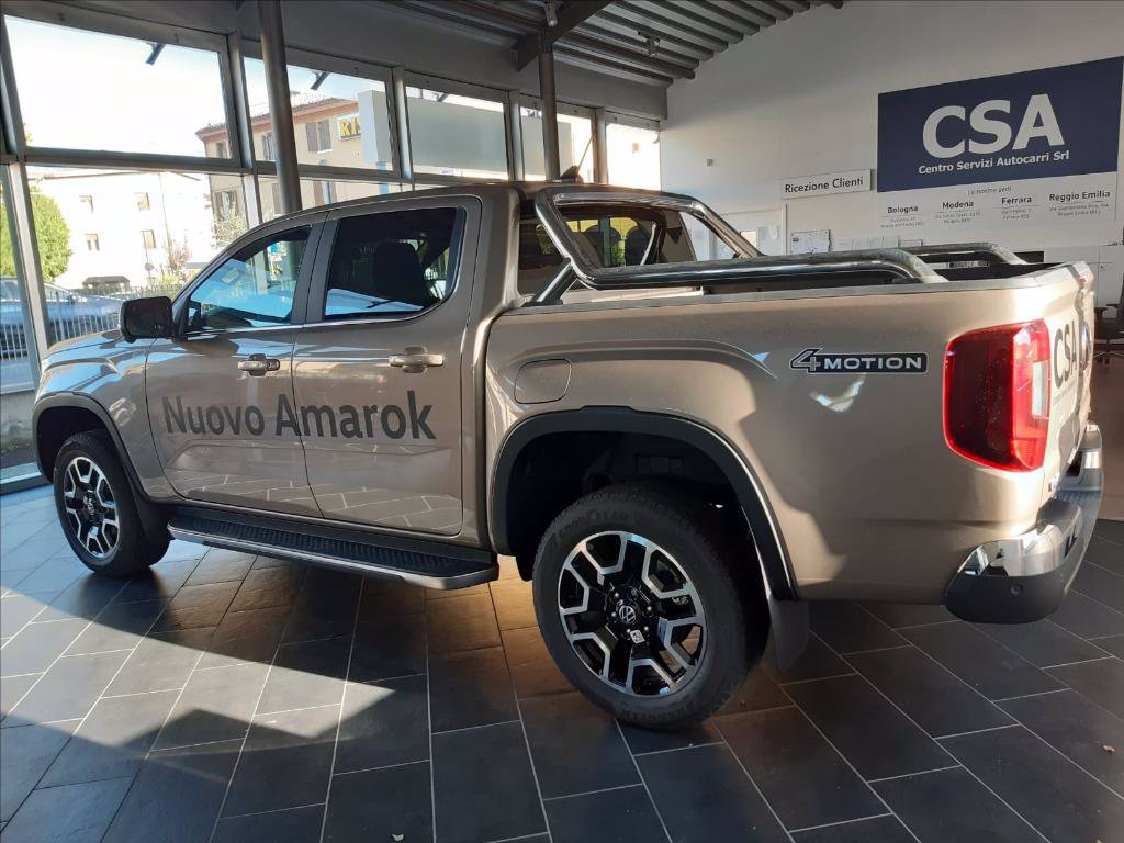 VOLKSWAGEN Amarok