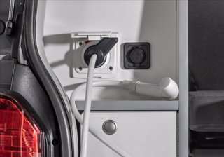 VOLKSWAGEN Transporter 2.0 TDI 150CV DSG PC Kombi Business 8