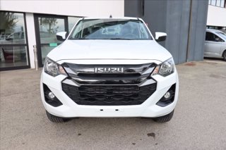 ISUZU D-Max 1.9 crew N60BB+ 4x4 auto 1
